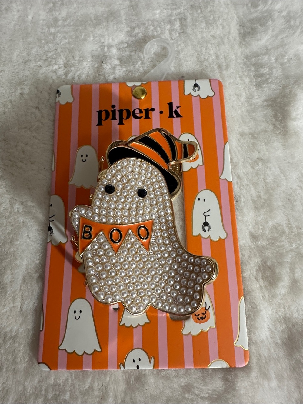 Piper K faux pearl ghost 👻 metal hair claw clip